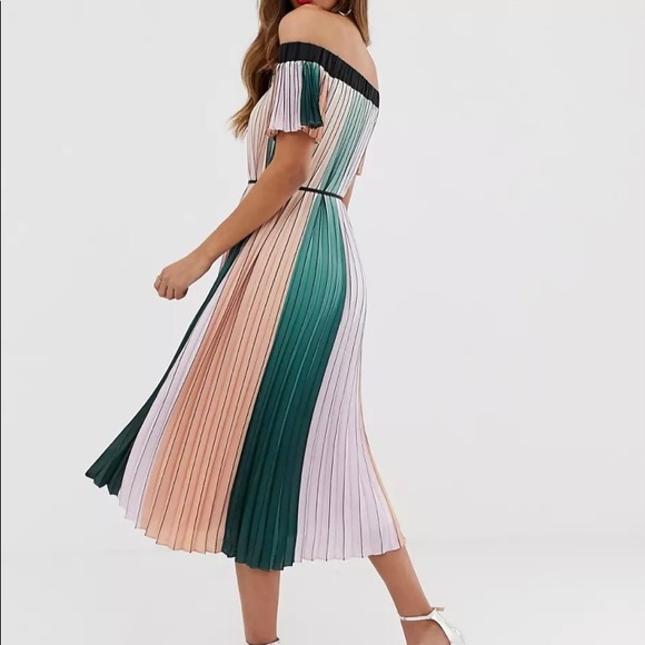 NEW TED BAKER Colourblock Pleated Midi Dress - Picture 5 of 6